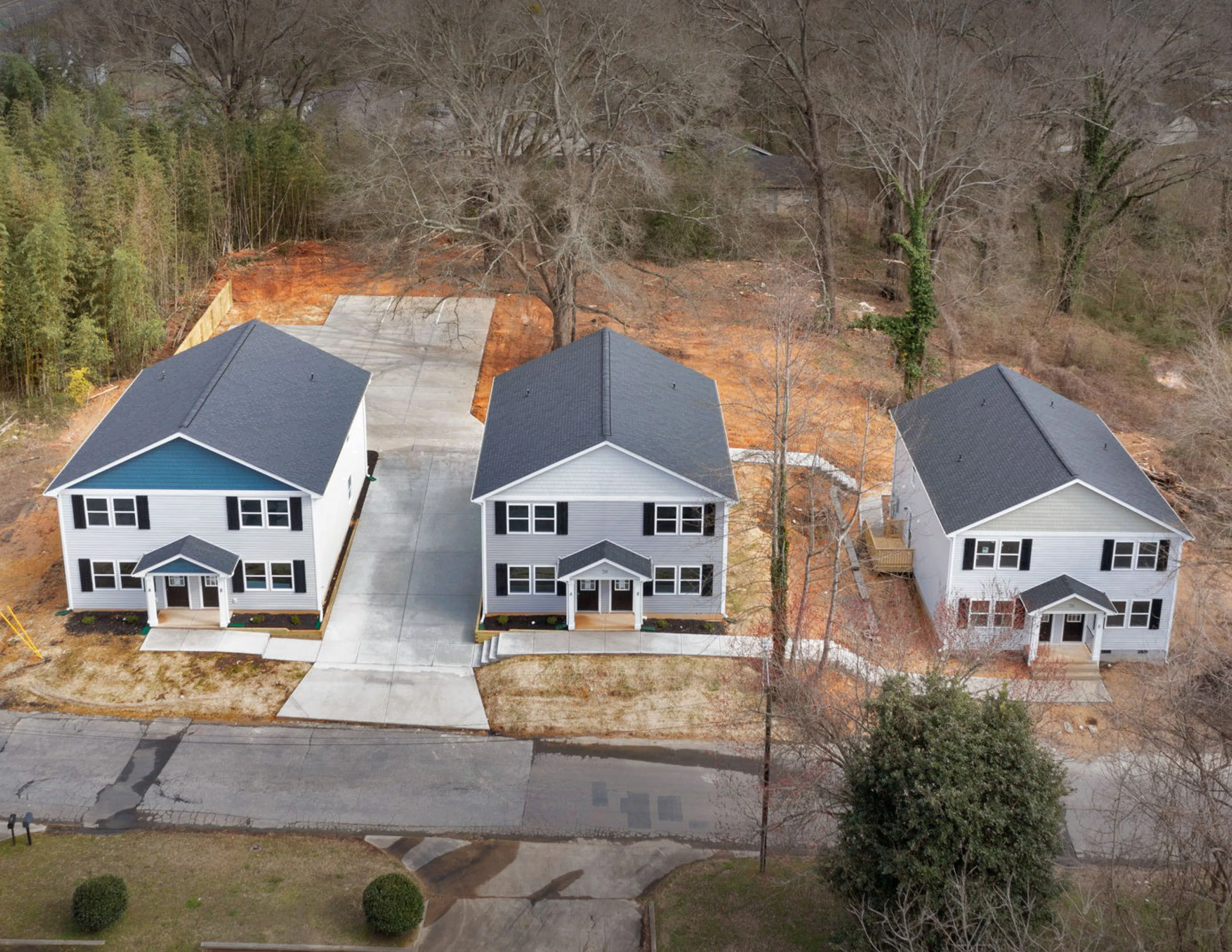 712 Evening Shade Ln