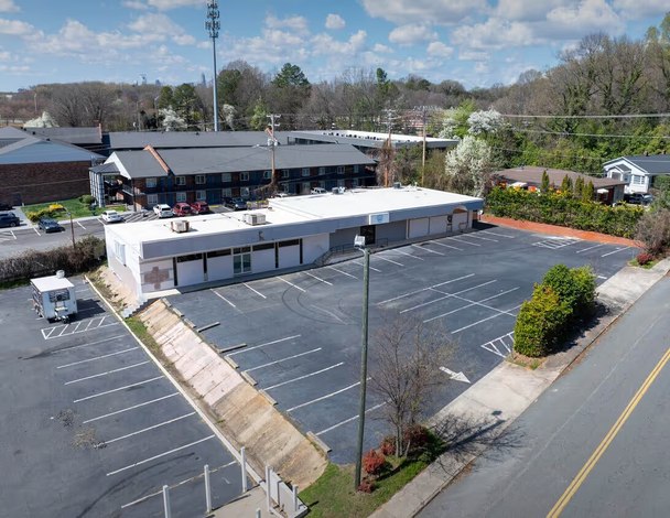 919 Norland Rd