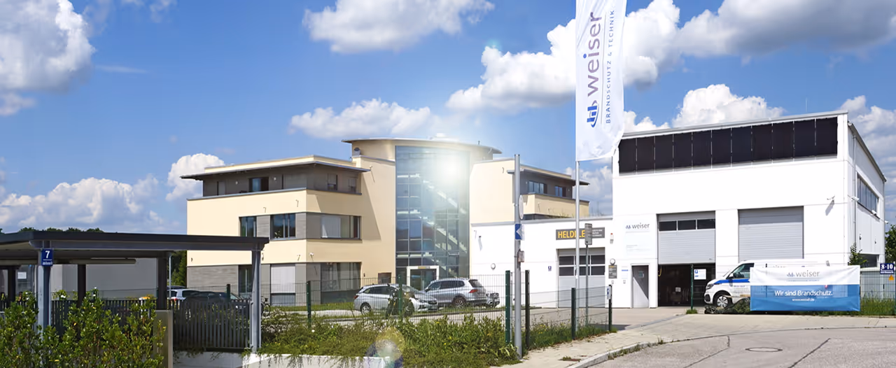 Außenansicht des Firmensitzes der Weiser Brandschutz GmbH – Referenzunternehmen in einer M&A-Transaktion mit MIND Partners.