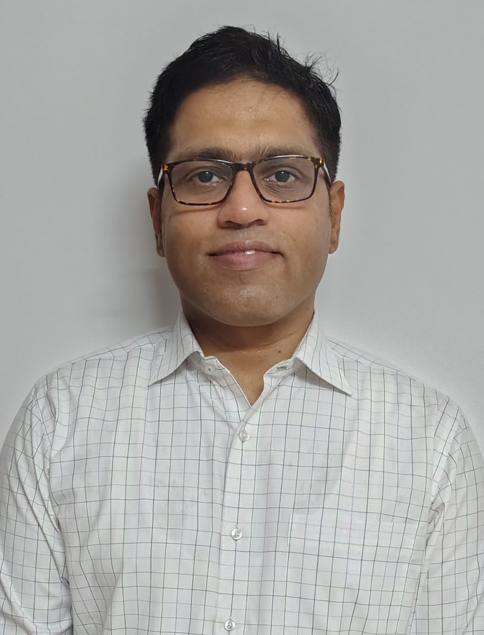 [headshot] image of customer (for a grocery store)