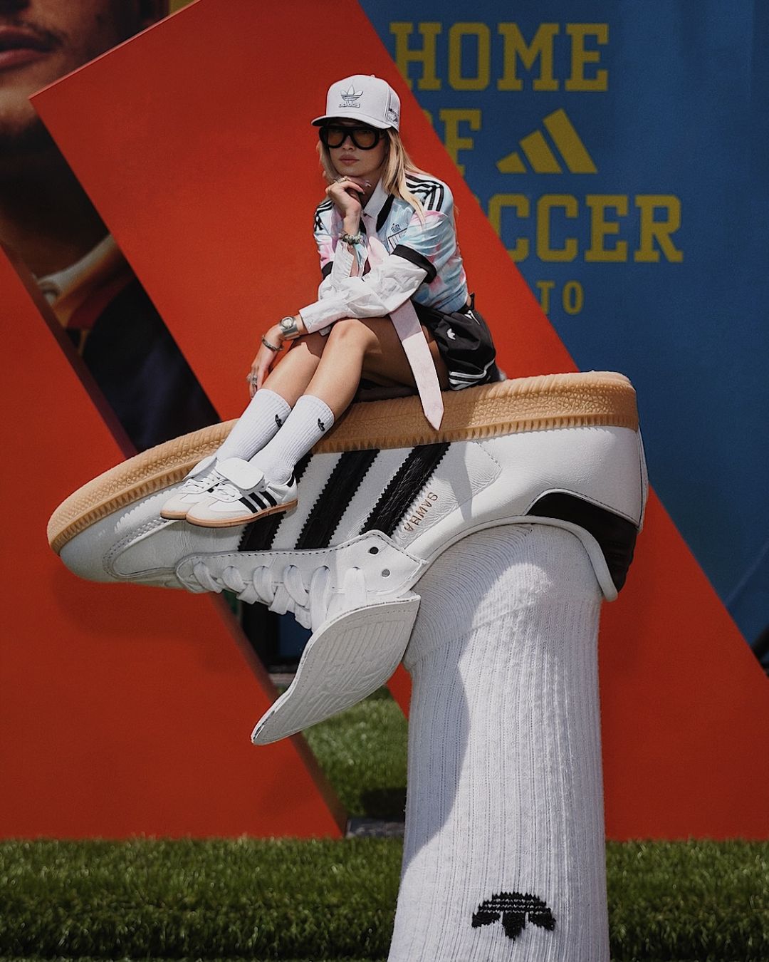 Lizzi x adidas
