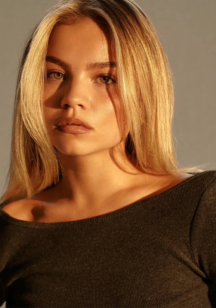Ella F