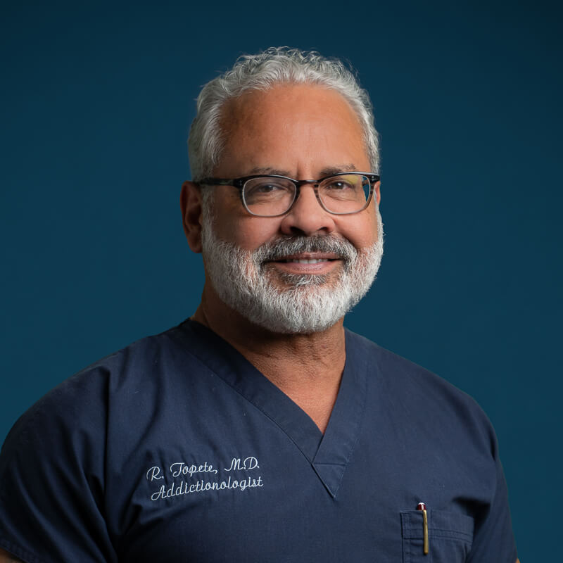 Dr. Reyes Topete, M.D., FASAM