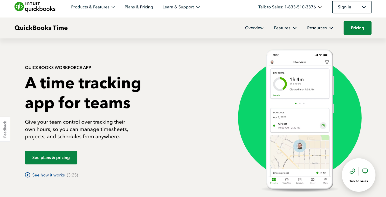 The QuickBooks Time mobile app shows the total number of hours worked during a day and the current location of the worker.