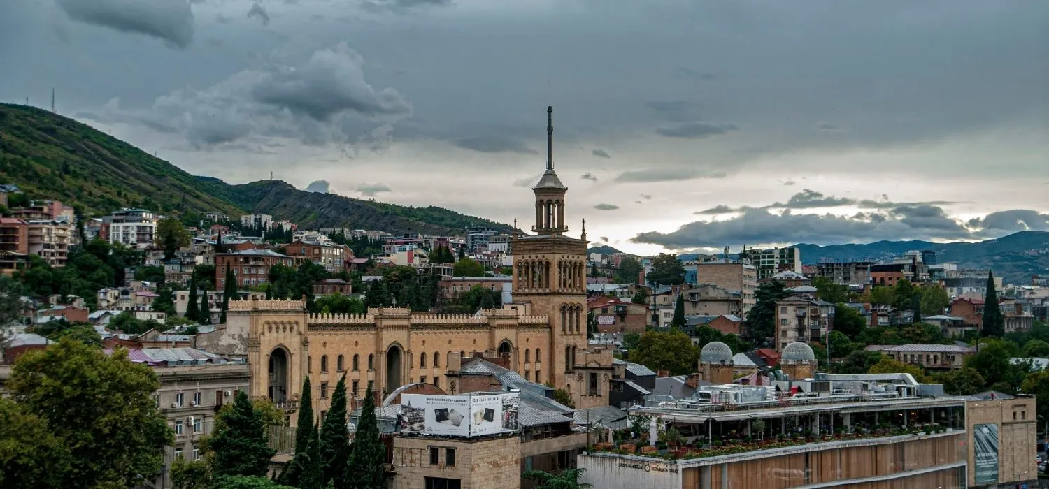 Image of an overcast Tlibisi, economic capital of Georgia