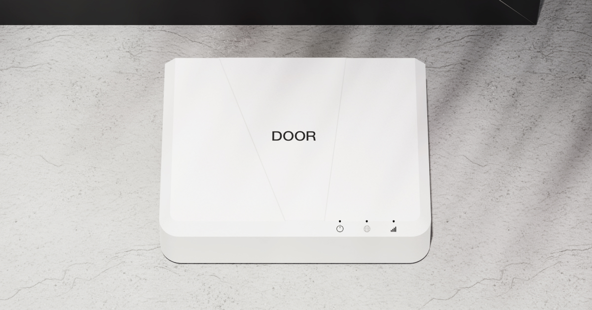 DOOR hub for Smart home and IoT for multifamily and student housing.