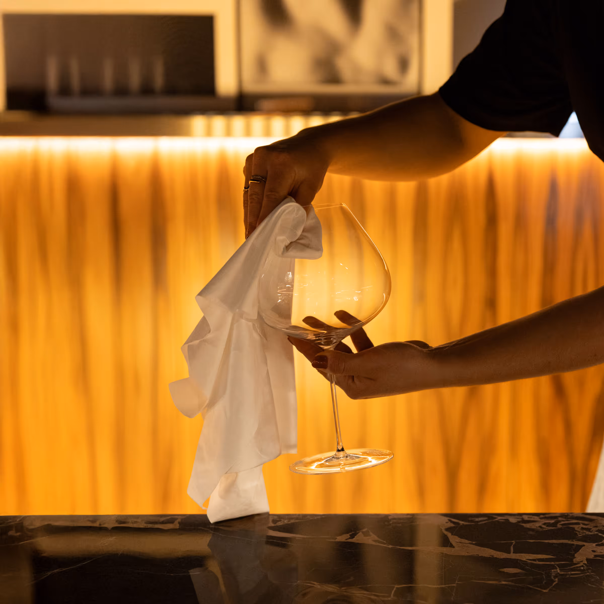 Calotherm Microfiber, precision-crafted for perfect glassware