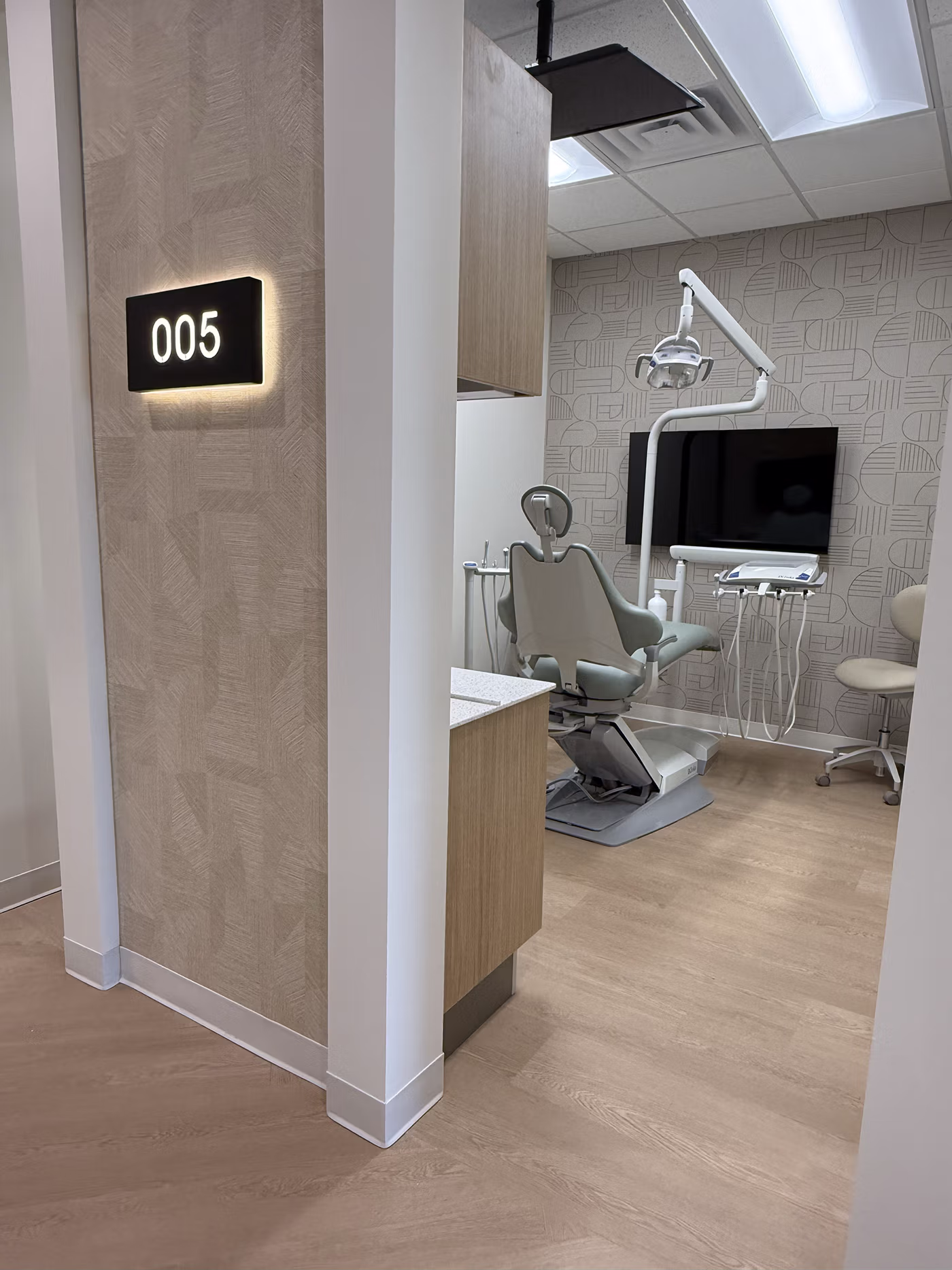 Modern Dental - Dentist in Chelsea - 16691 US-280, Chelsea, AL 35043, United States