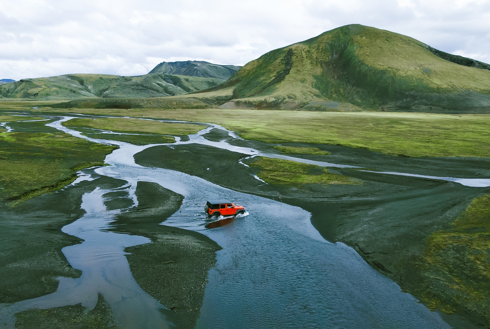 River crossing on an F-road in the Icelandic highlands