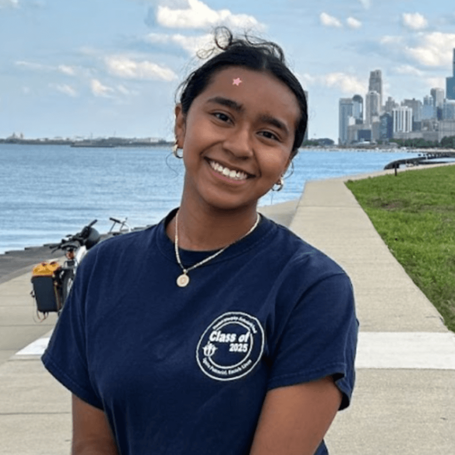 Student Jocelyn Suastegui smiling on Chicago waterfront