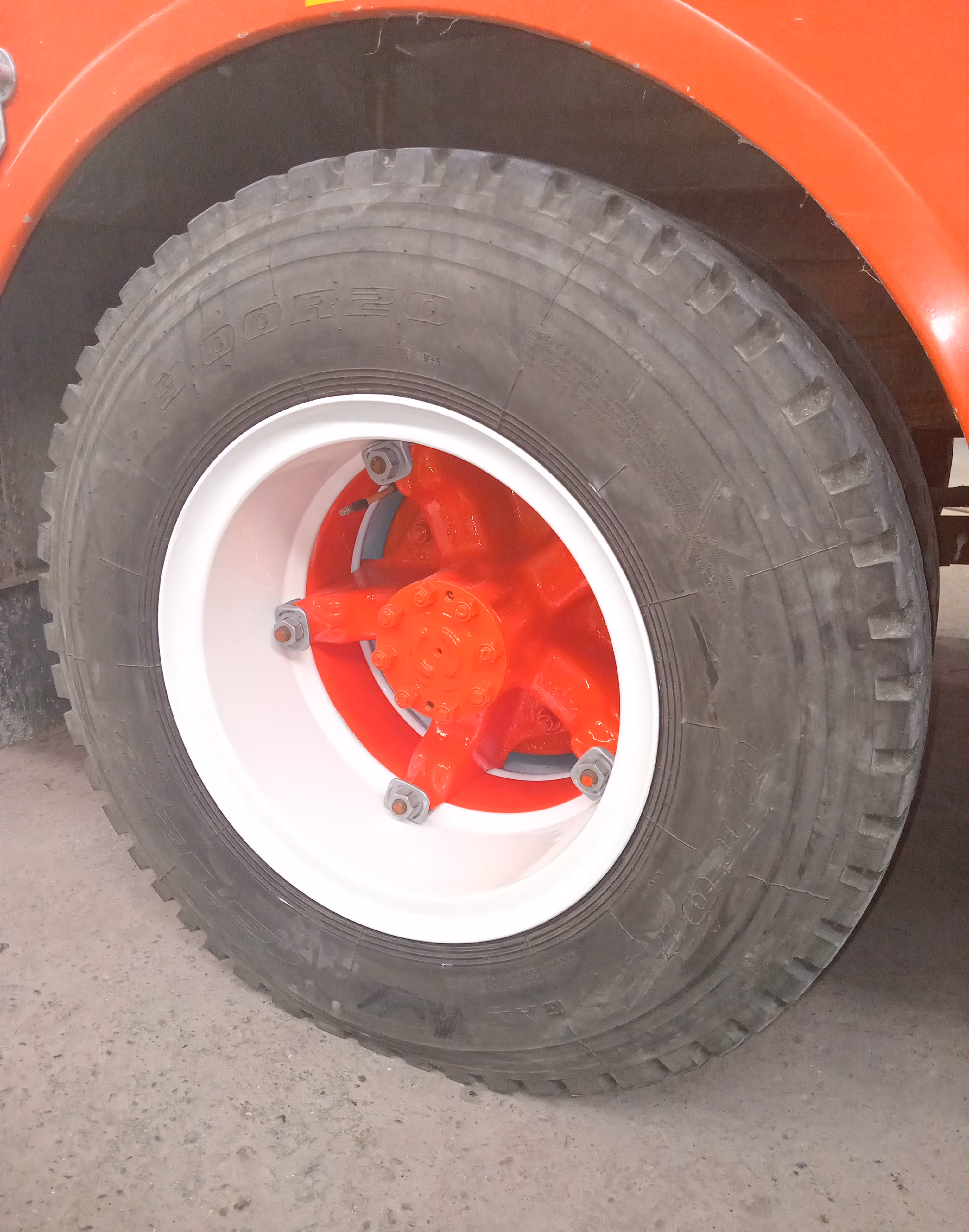 Rust Repair & Panel Straightening
