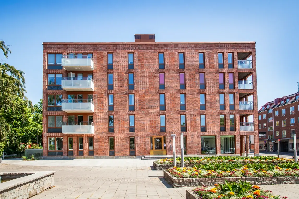 UK Brick Fusion - Datcham Blend Exterior of the Building.