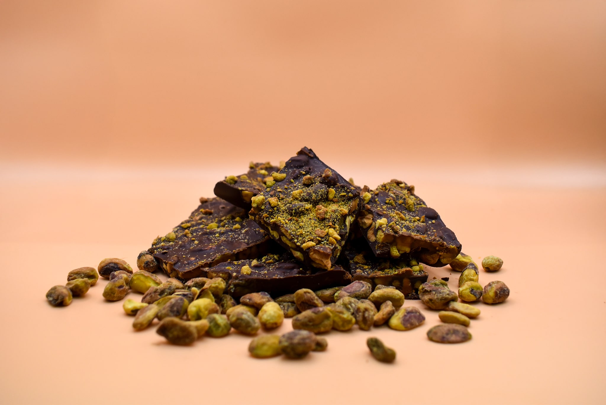 Éclats de chocolat artisanal aux pistaches