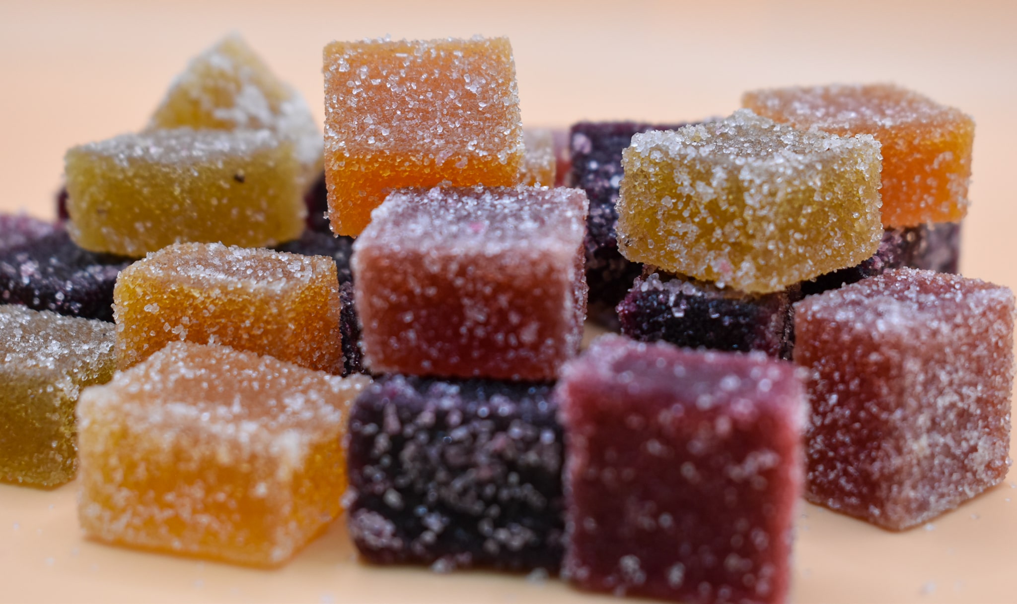 Pâtes de fruits artisanales colorées – La Femme Chocolat