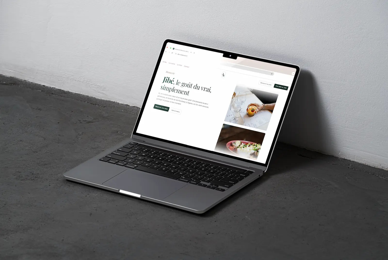 Mockup MacBook du site vitrine de la Brasserie Jibé – développement sur Webflow