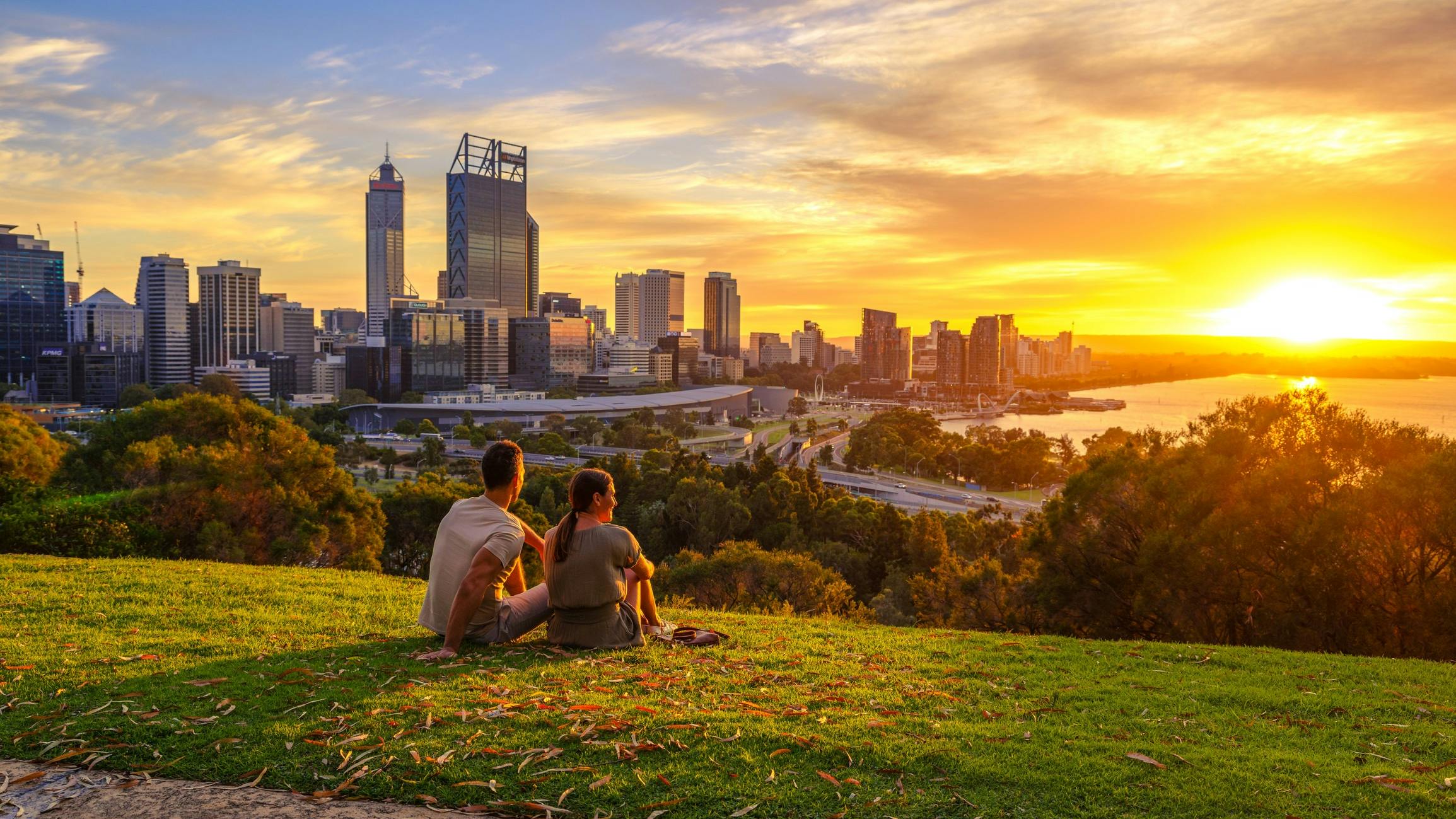 KINGS PARK LOOKOUT