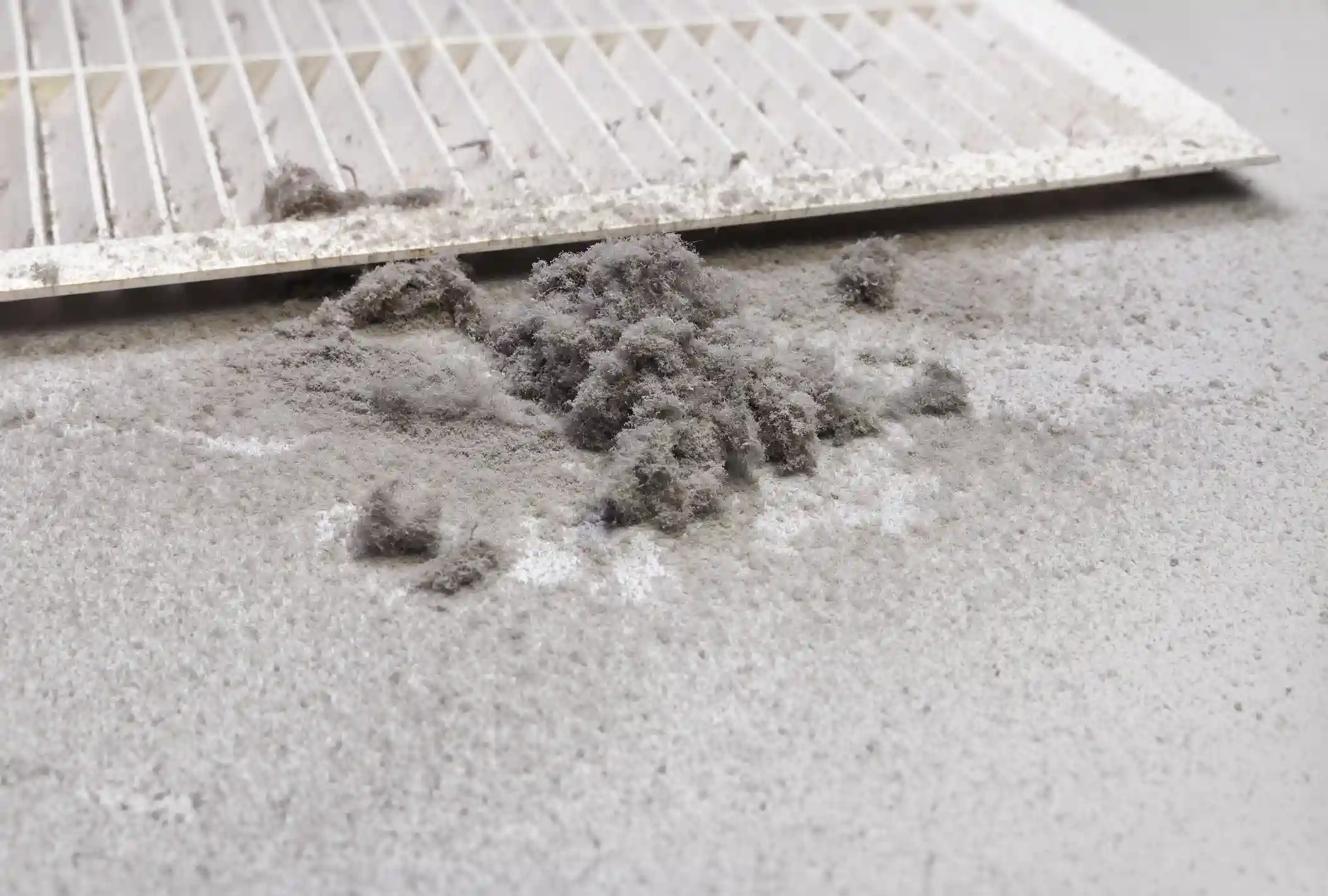 Here's How You Can Deal With Your AC's Clogged Air Ducts