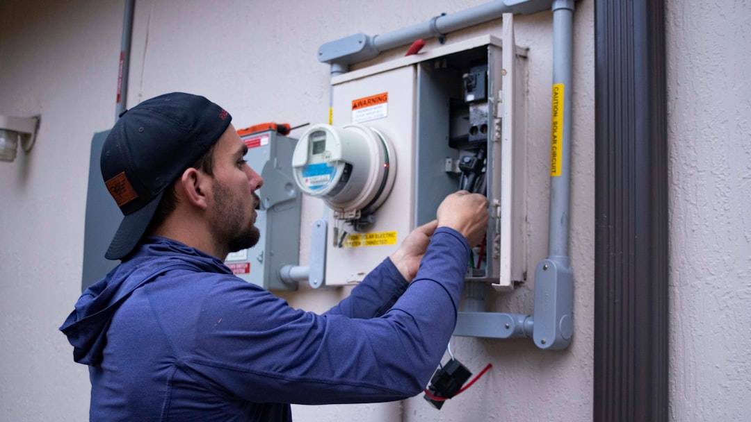 Homeowner checking an electrical panel safely - I'm having fuse box problems in my home in Pitcairn. Who are the best local Homeowner checking an electrical panel safely - I'm having fuse box problems in my home in Pitcairn. Who are the best local