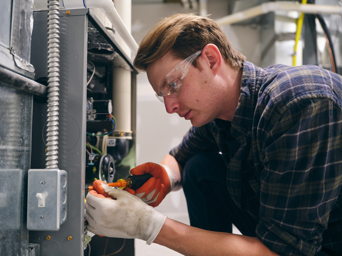 How to Choose the Right Professional for Heat Pump Repairs