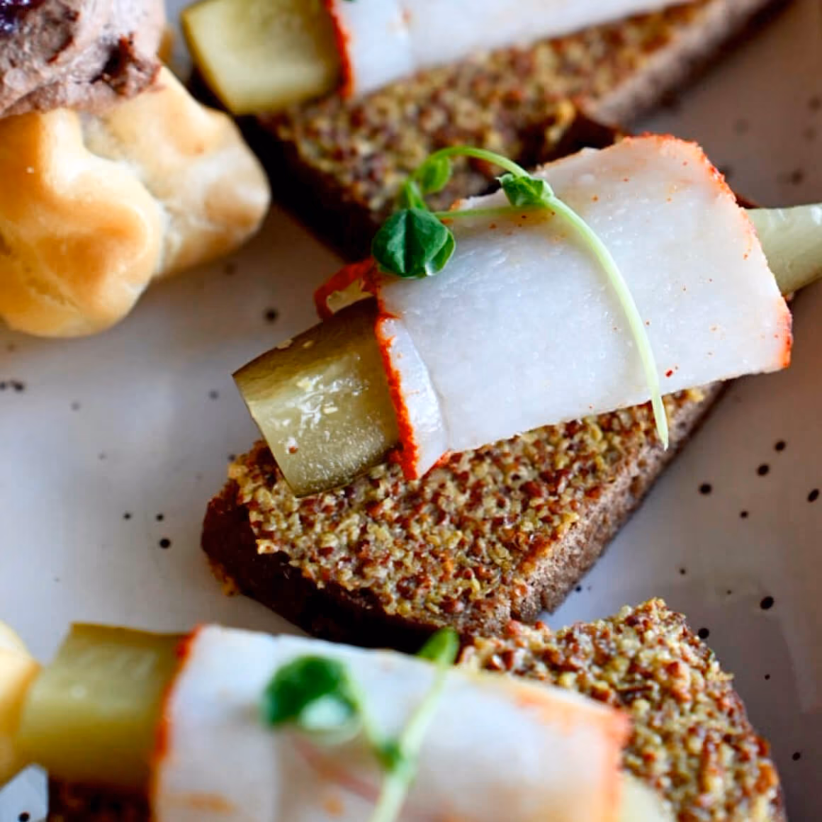 Salo Bite Canape
