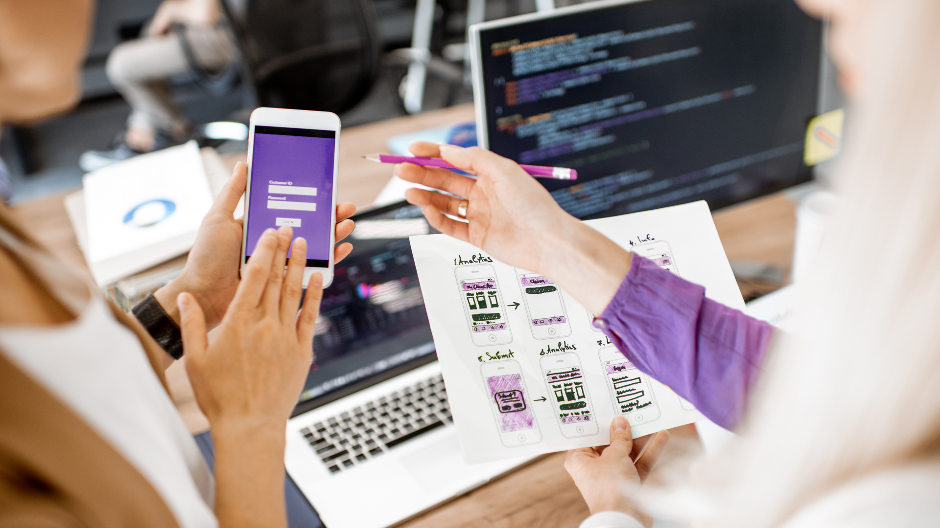 Going Mobile: A Guide to Enterprise Mobile App Software Development