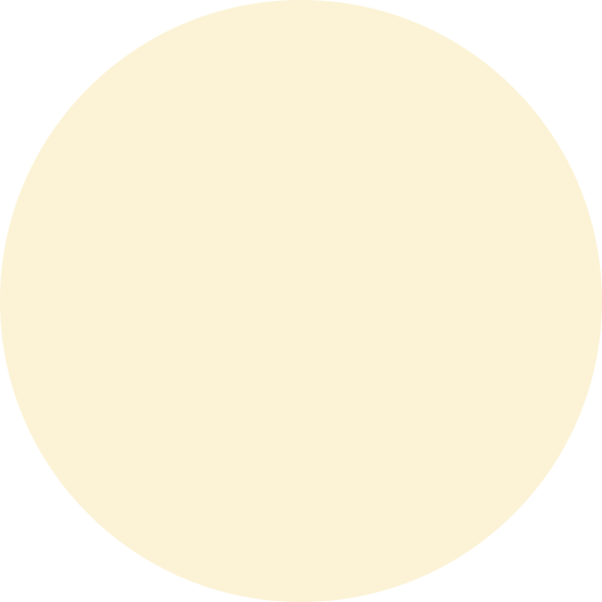 Cercle plein de couleur crème clair sur fond transparent.
