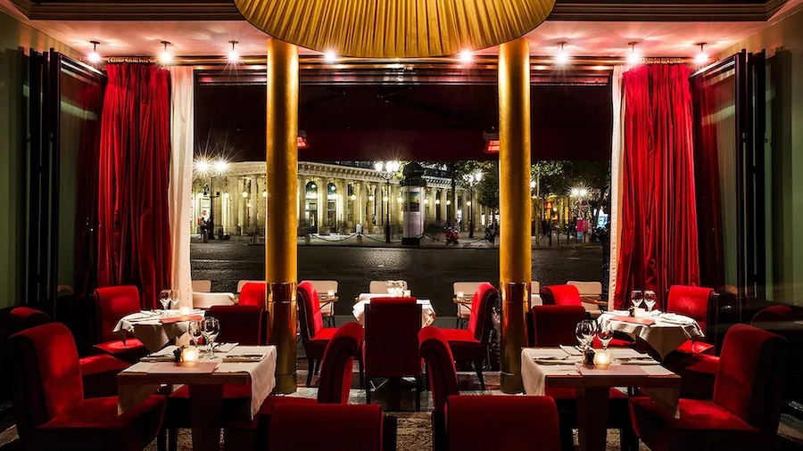 Café Ruc terrace facing the Palais-Royal, Beaumarly House