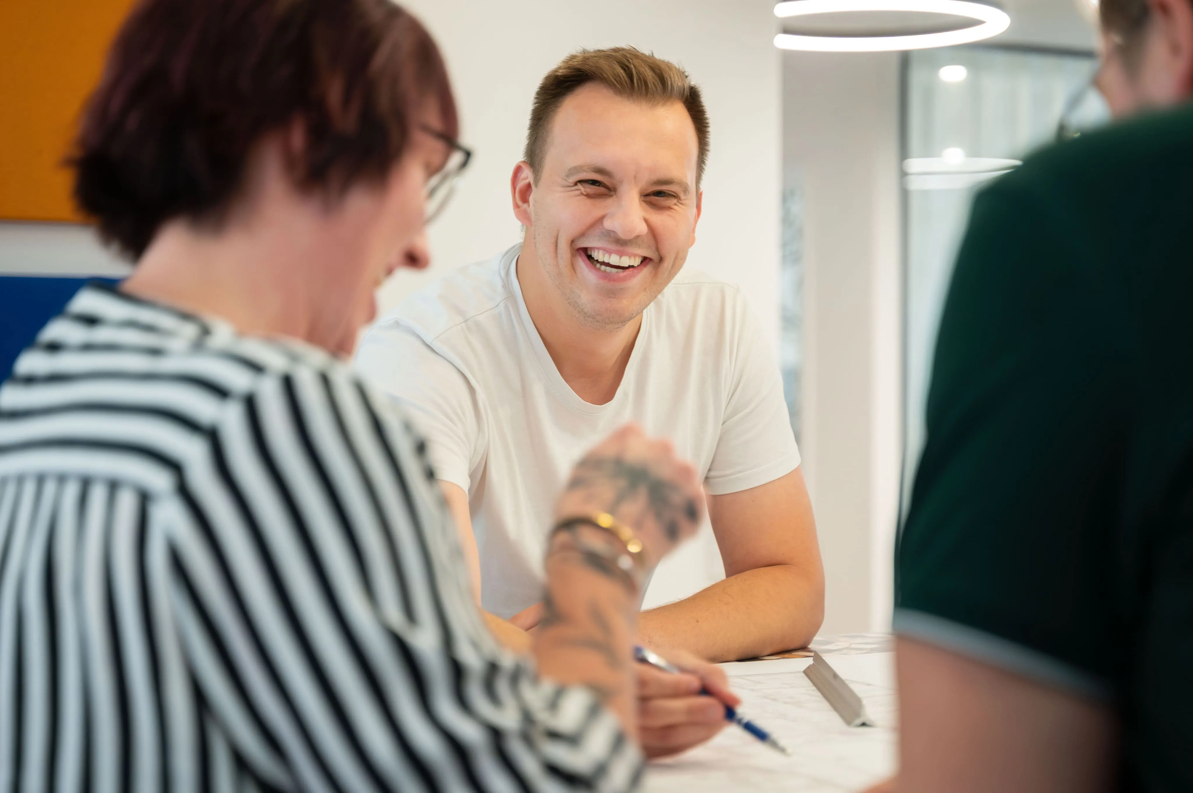 Besprechung im Büro von Ingenieurbüro Bittner