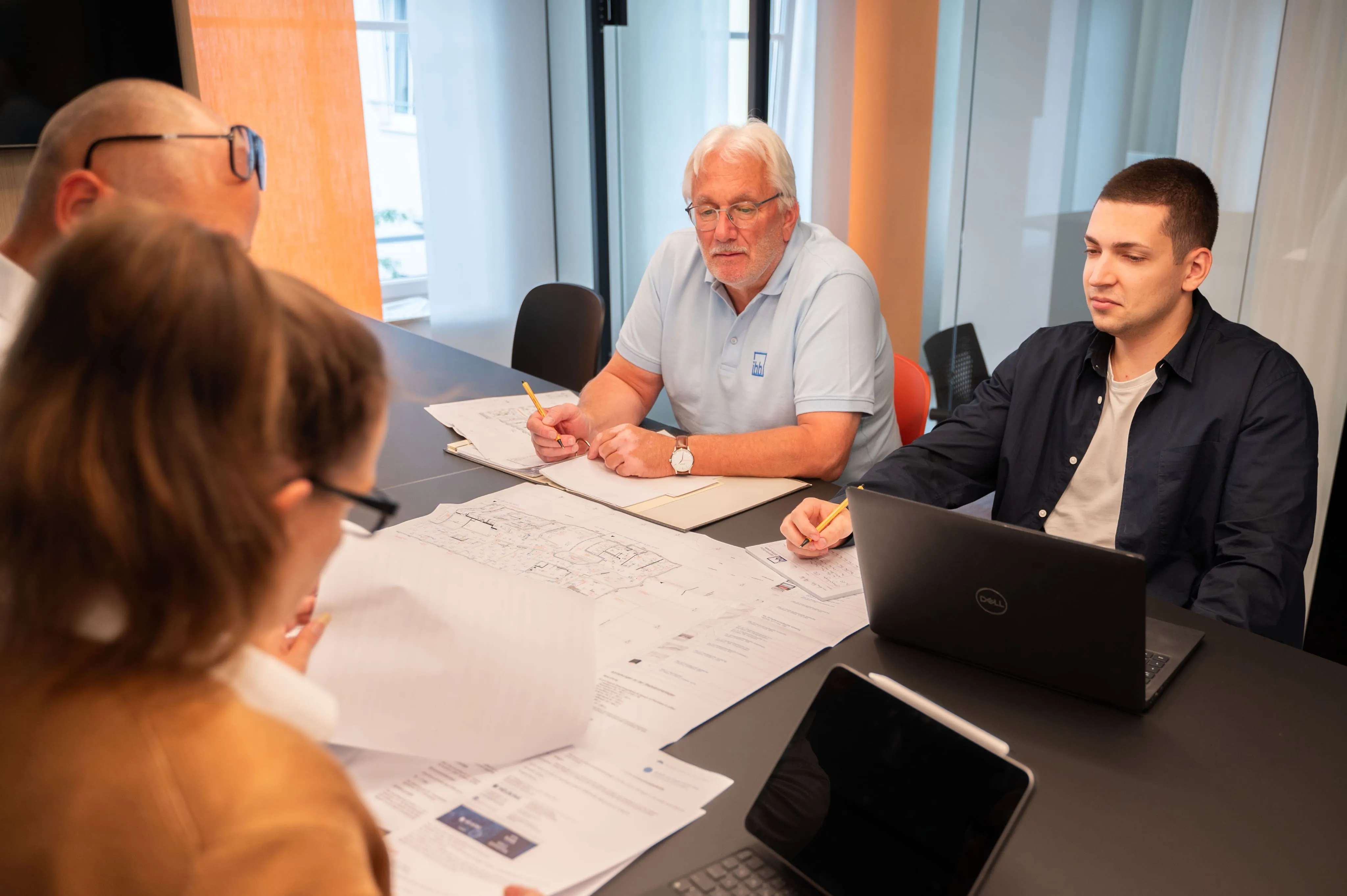 Teammeeting und Projektbesprechung bei Ingenieurbüro Bittner