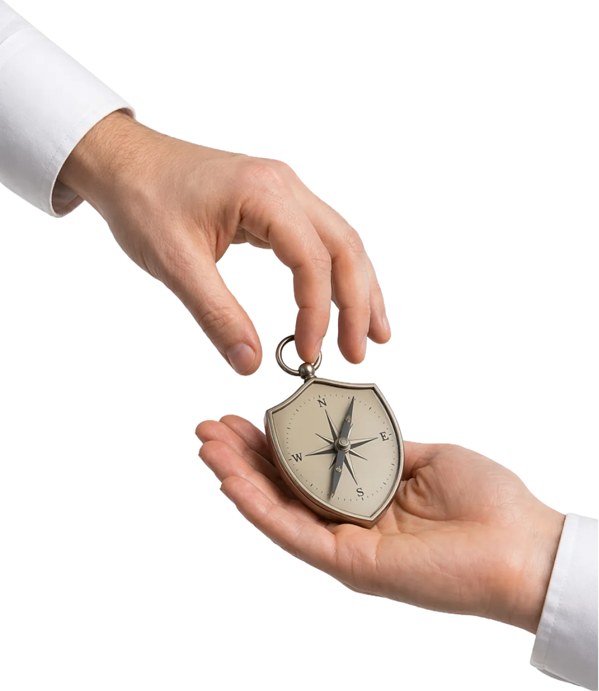 Hand overhandigt een schildvormig kompas, symbool voor koersvaste begeleiding