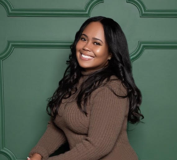 [headshot] image of customer (for a preschools & daycare)