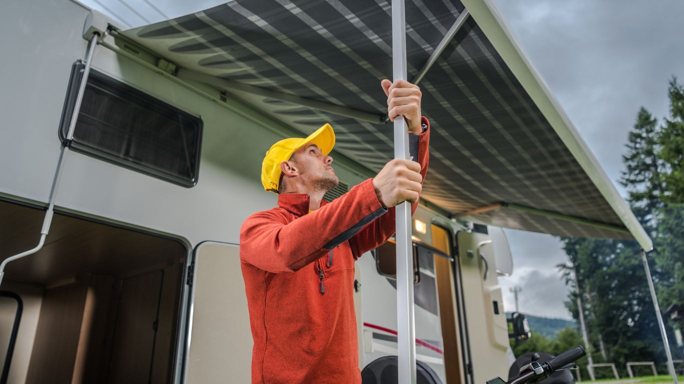 awning cleaning winnipeg