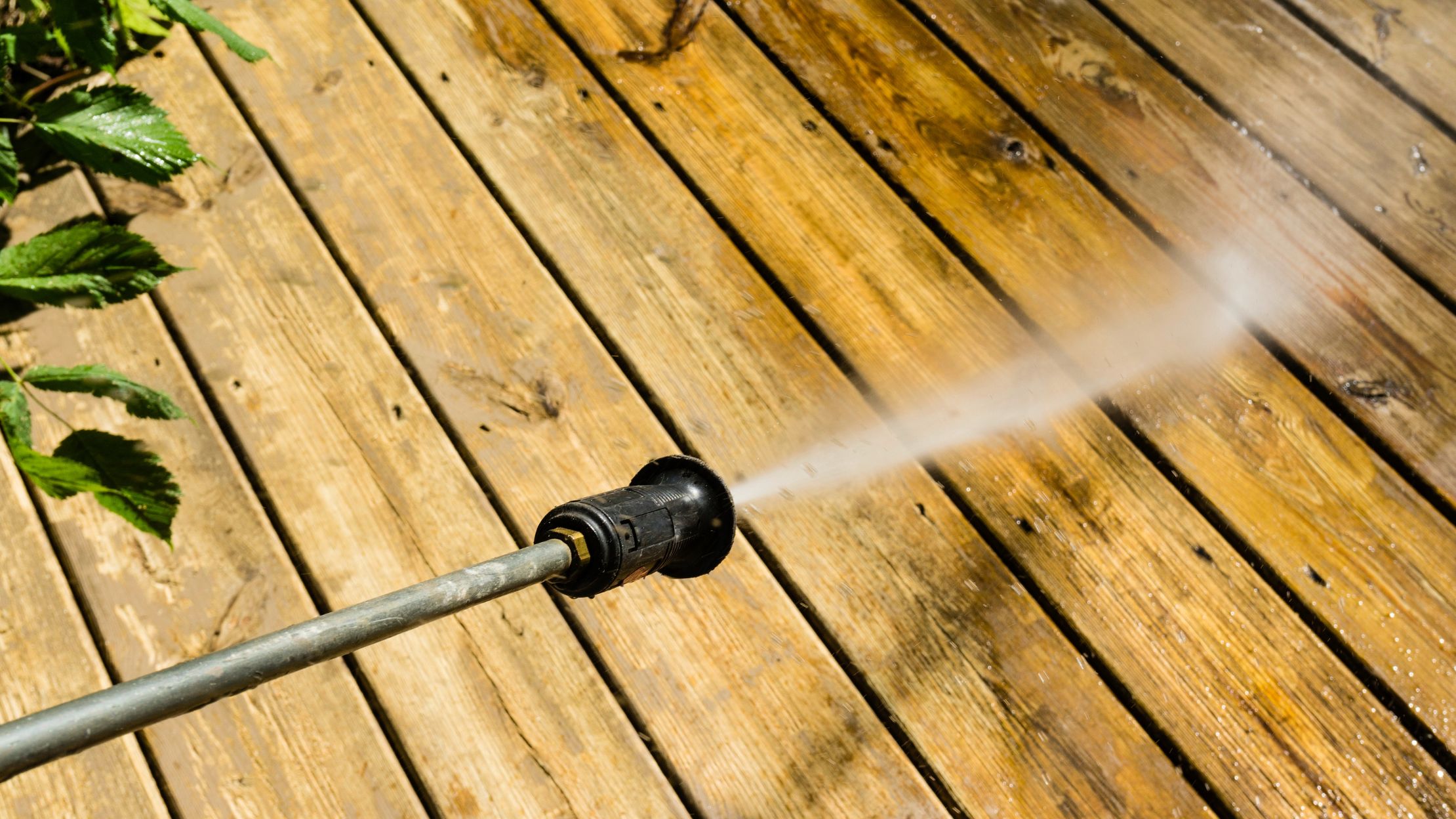 pressure washing services​