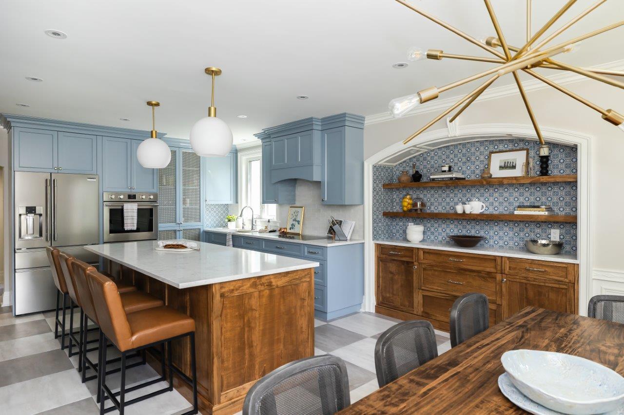 Ample storage and a fresh new colour with both modern and classic finishes carefully blended.