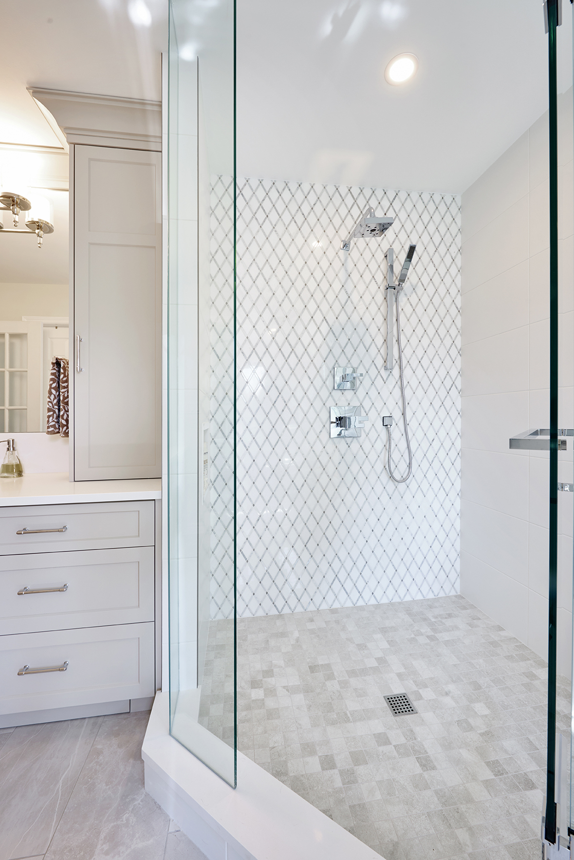 Crisp and clean finishes for a bright start to your day