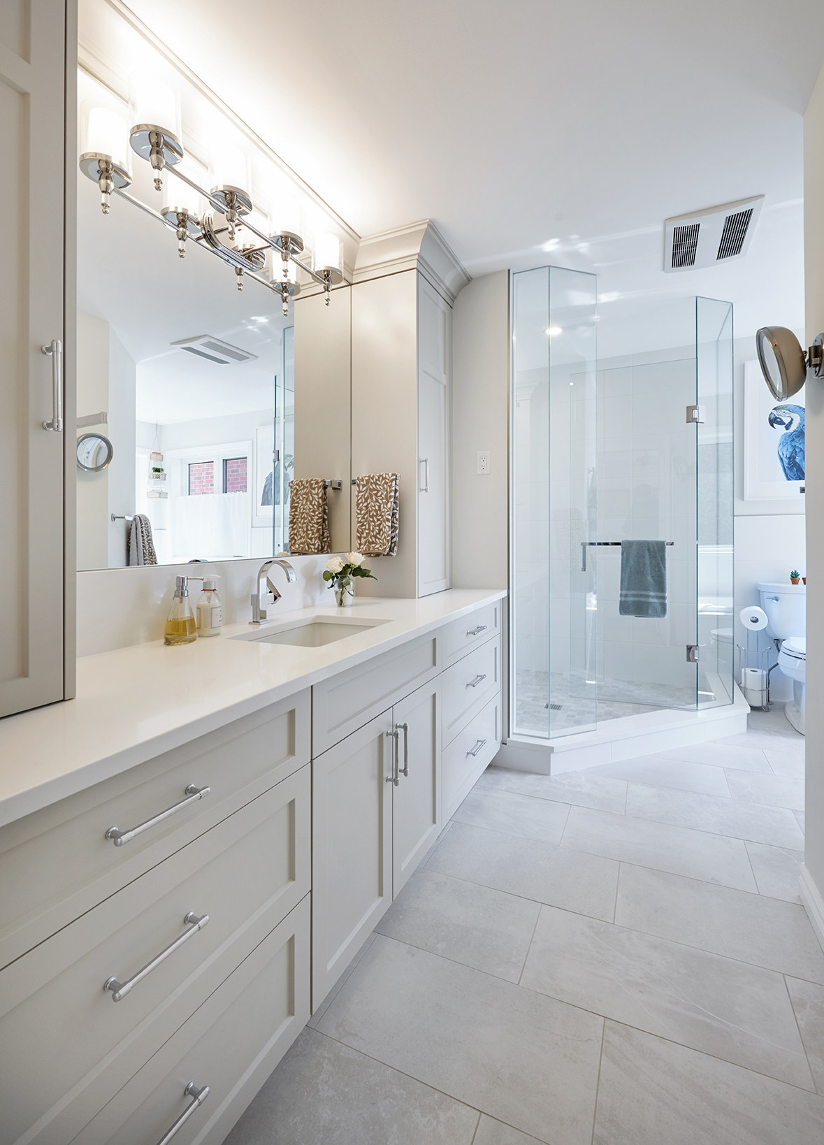 Clean Lines, Thoughtfully Designed - renovation project gallery image 11 by Pioneer Craftsmen