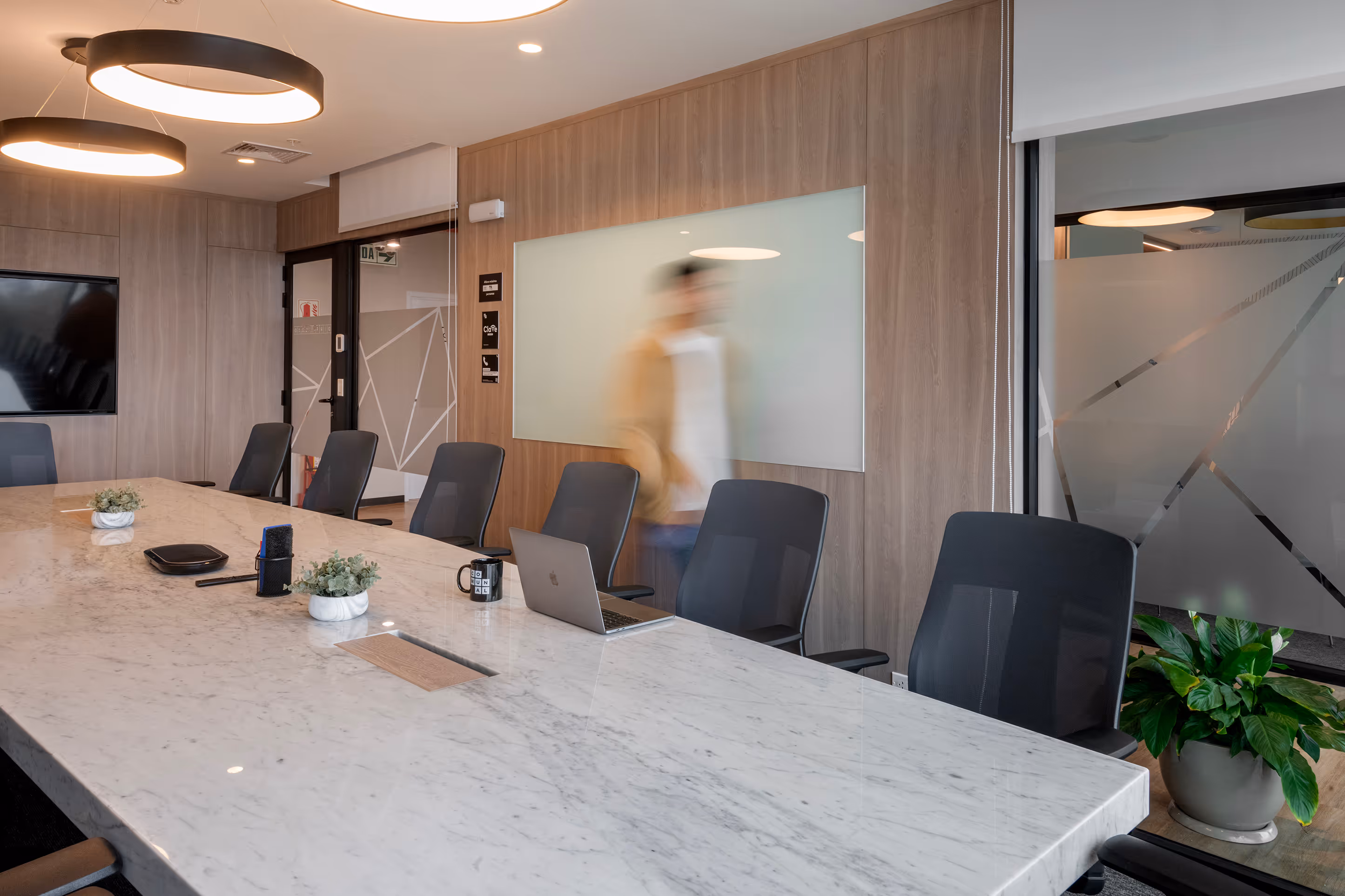 Comunal Leuro, Lima, Perú