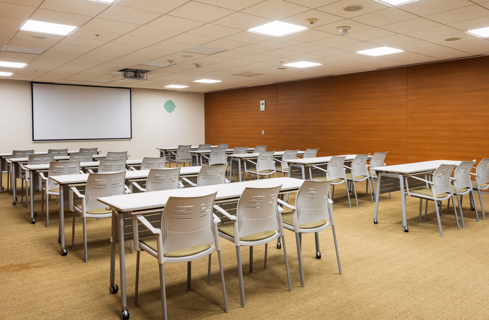 Comunal Orquídeas, Lima, Perú