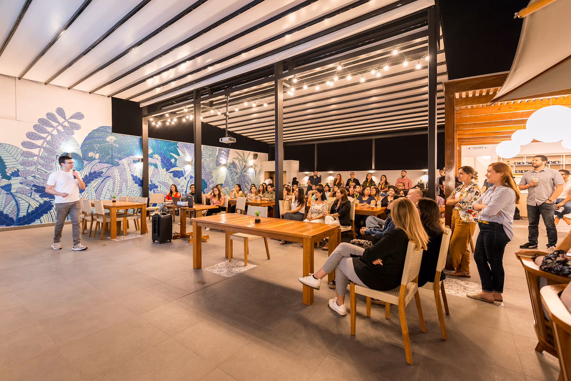 Comunal Cavenecia, Lima, Perú