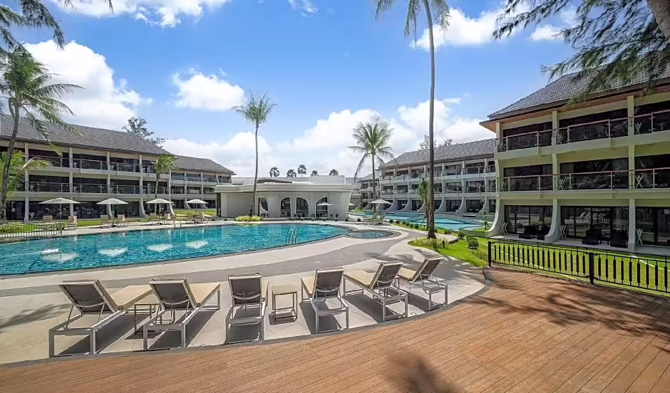 Amora Beach Resort