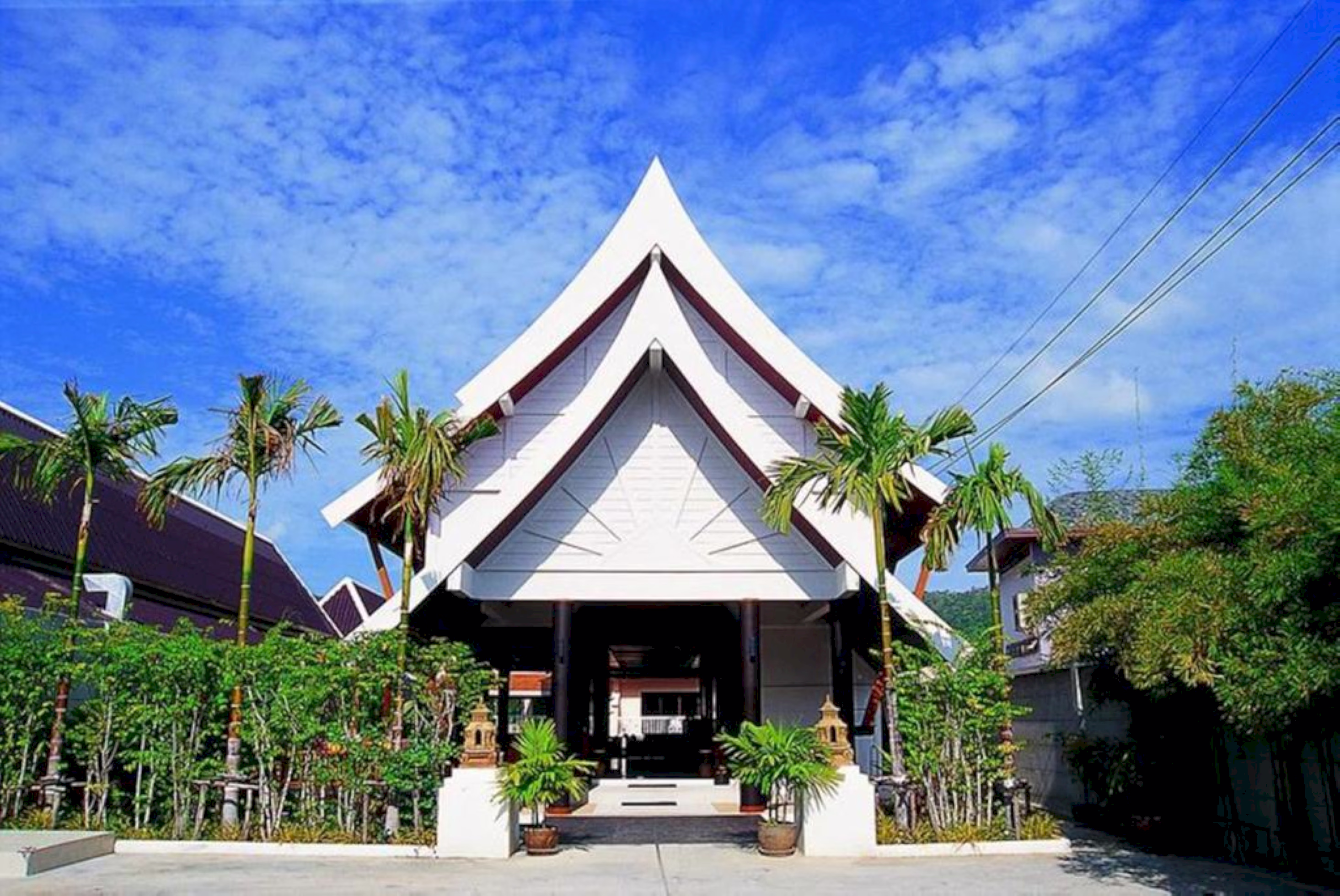 Kata Poolside Resort