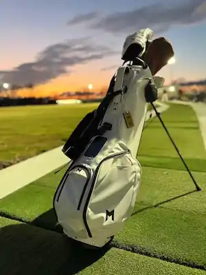 UGC MNML bag image