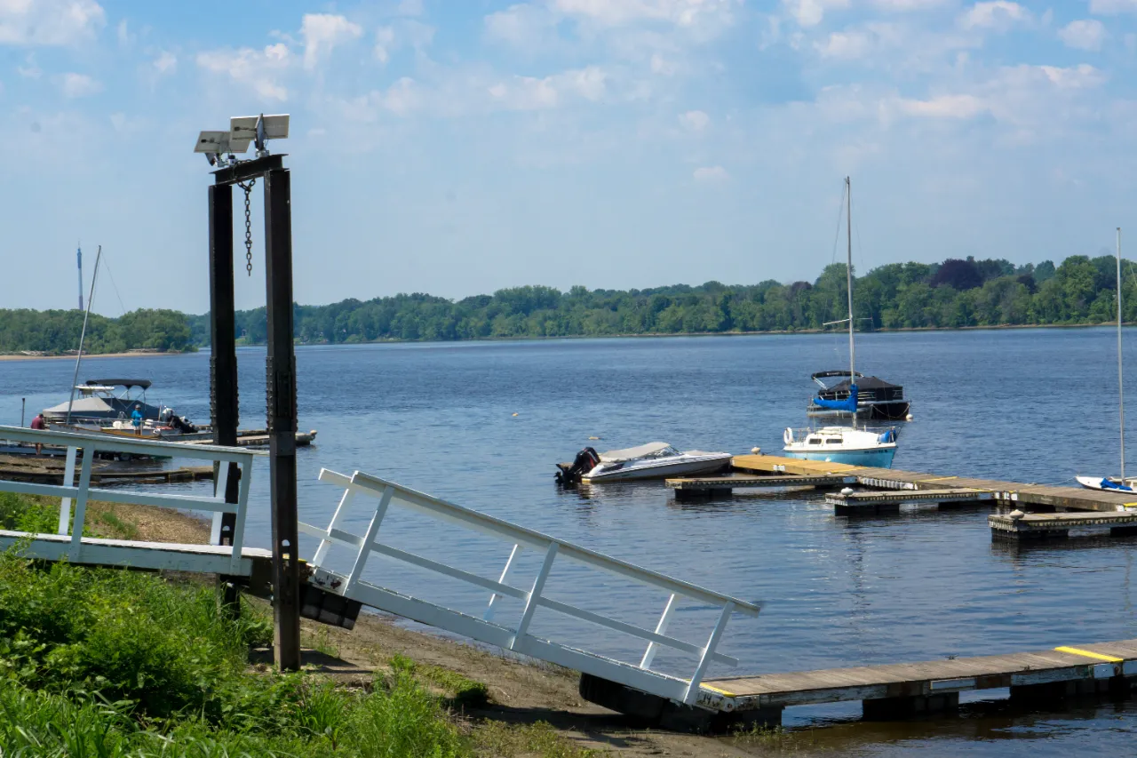 Monitoring site image
