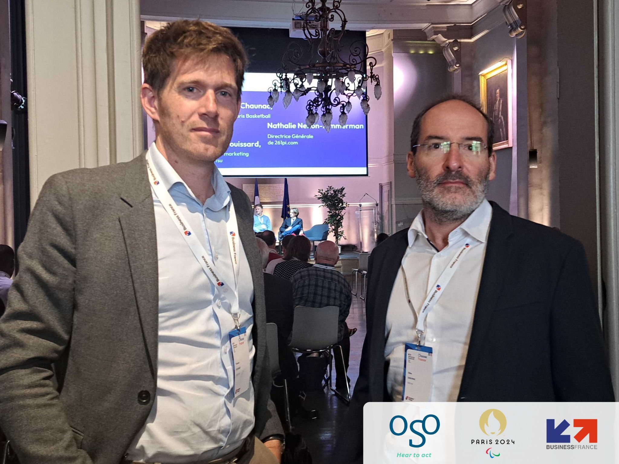Thomas Godard - Directeurs des Partenariats, et Gilles Debunne - Directeur Technique et Co-Fondateur d'OSO-AI, lors de la conference des jeux paralympiques de Paris.