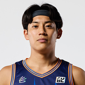 HIKARU TSUKIOKA 