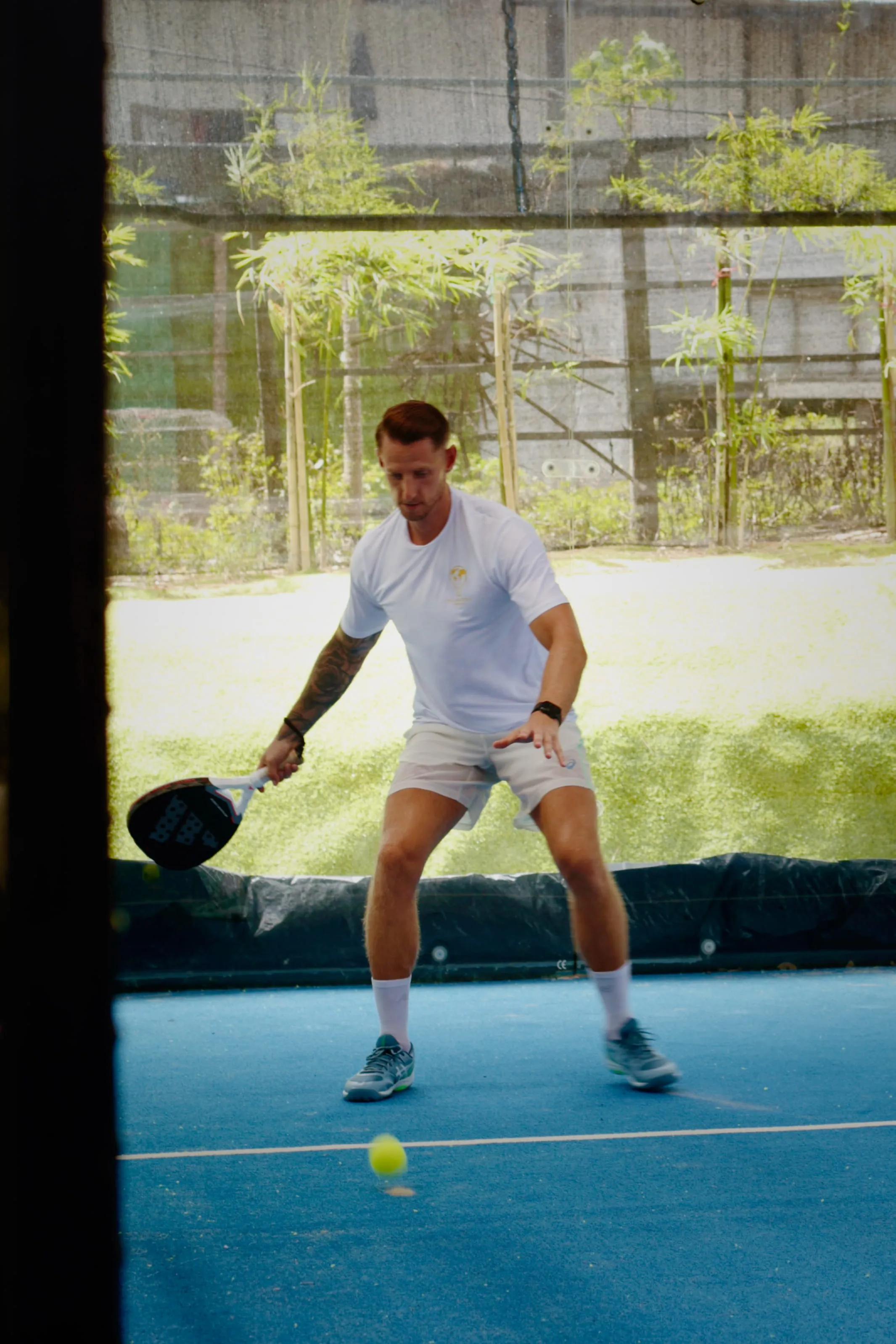 Defensive position at the back of the court