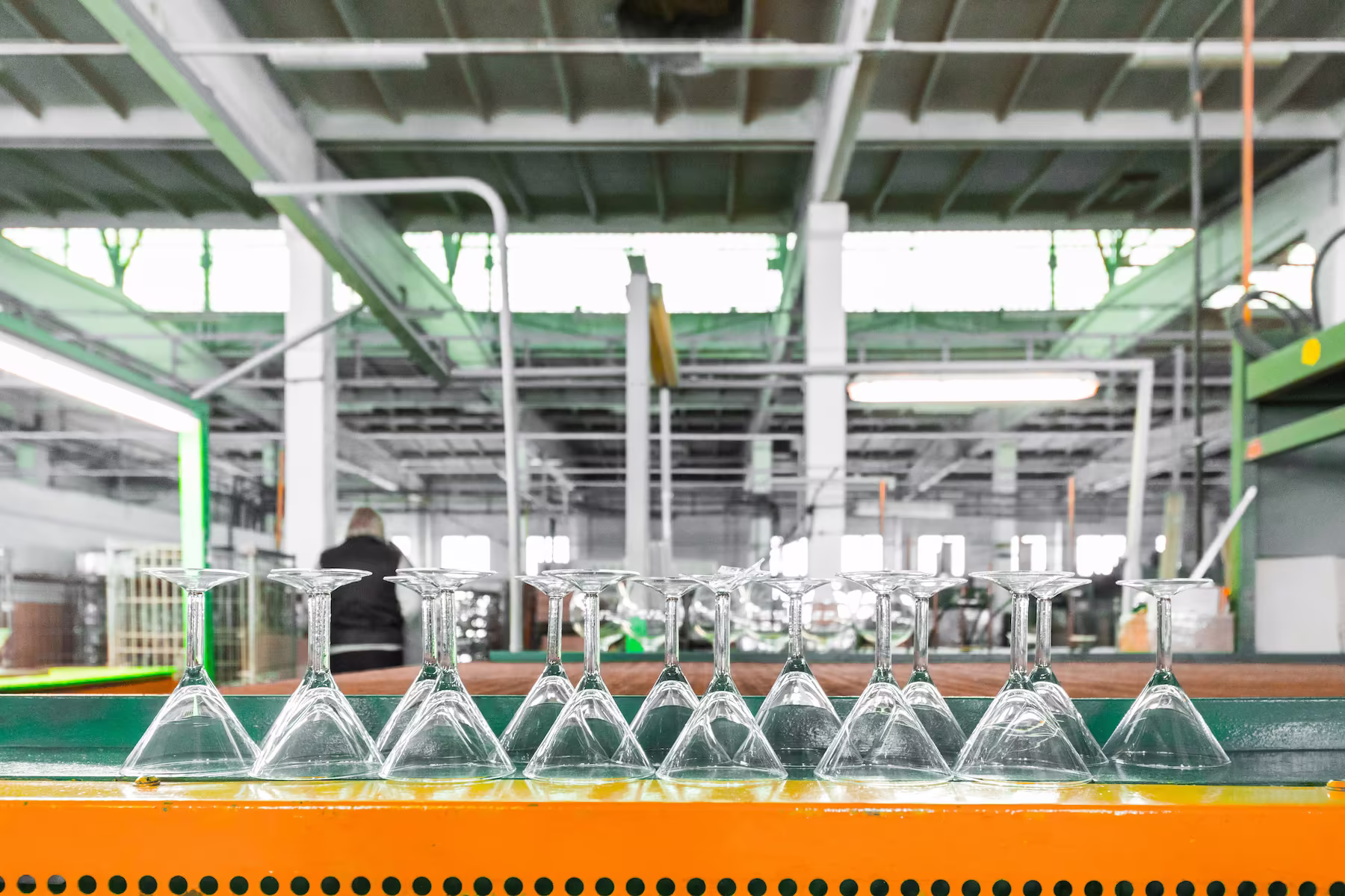 Produktionslinie in der Glasindustrie