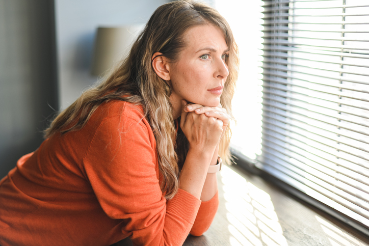 Ksyos biedt vrouwen in de peri- en postmenopauze laagdrempelige, deskundige begeleiding: snel, persoonlijk en vergoed vanuit de basisverzekering.