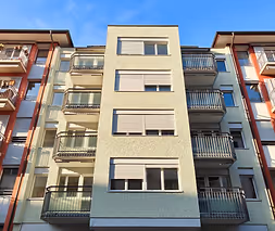pastel coloured apartment block in Zurich