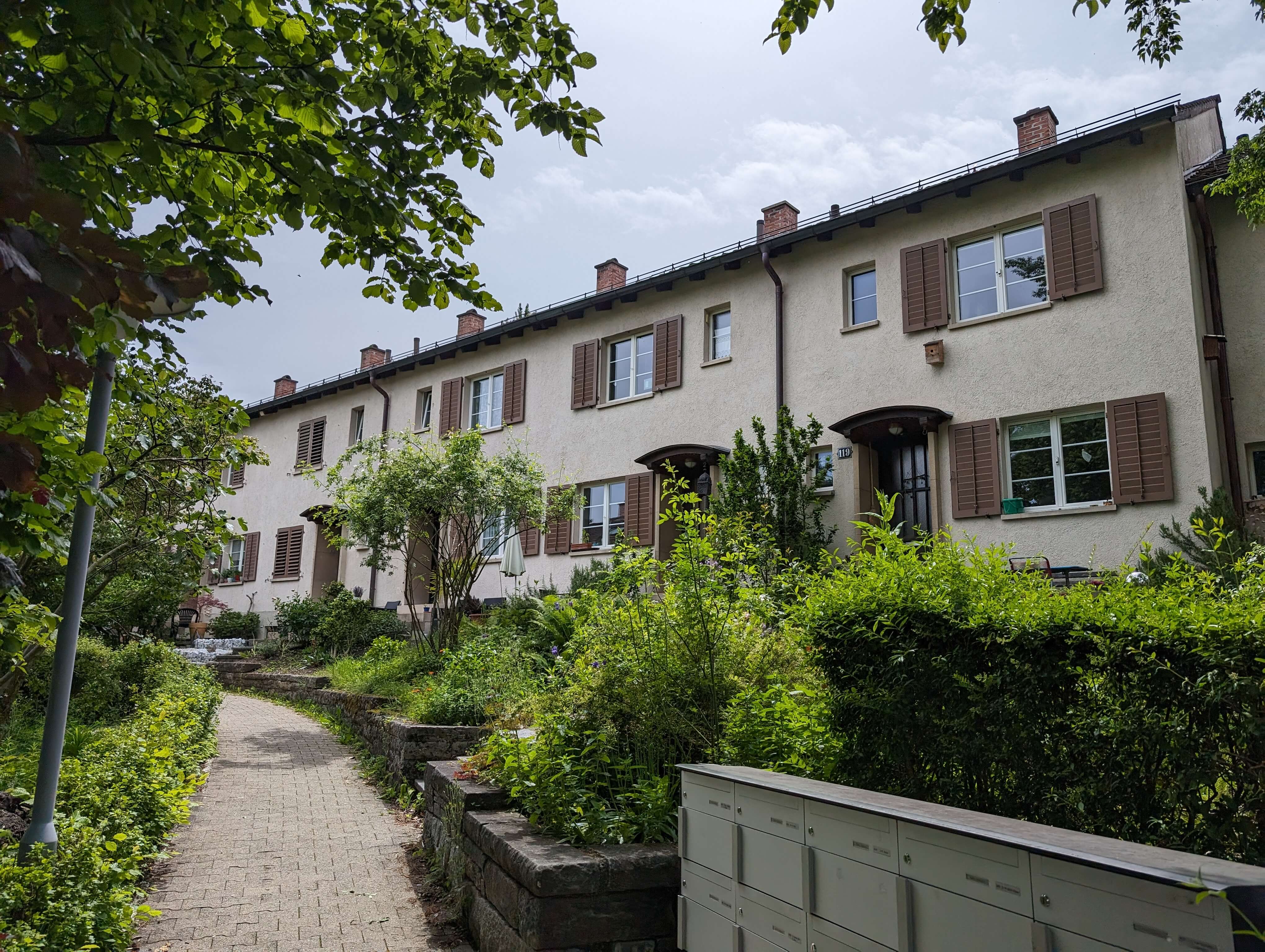 Friesenberg: Genossenschaftliches Paradies bei der Familienheim Genossenschaft